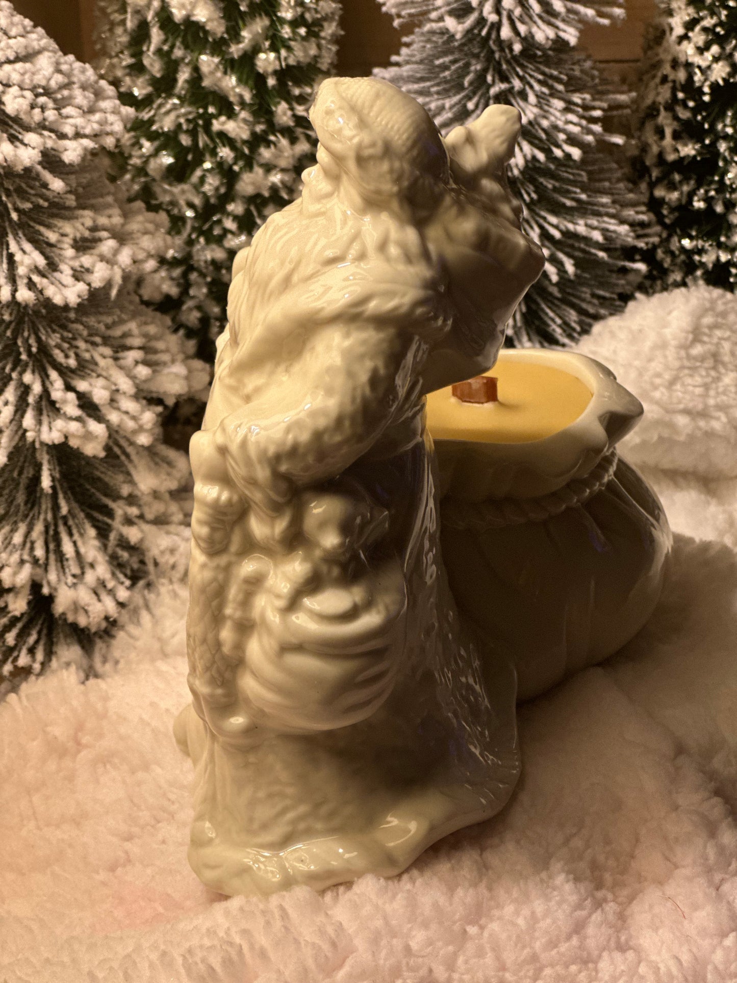 Santa with Tree Vintage Candle