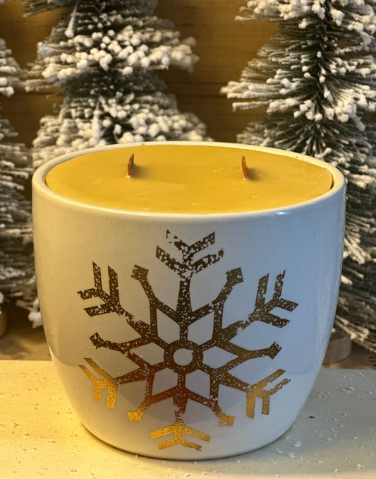 Golden Snowflake Candle