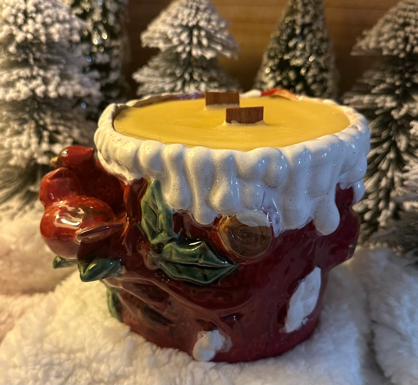 Cardinal Pair Vintage Candle